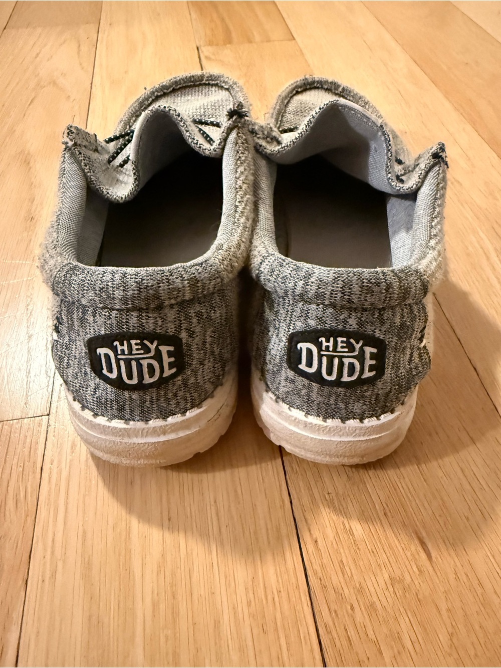 Boys Hey Dudes size 6